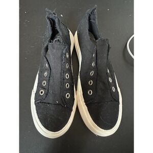 Gypsy Jazz Black Slip On Sneakers in 6.5 NWOB